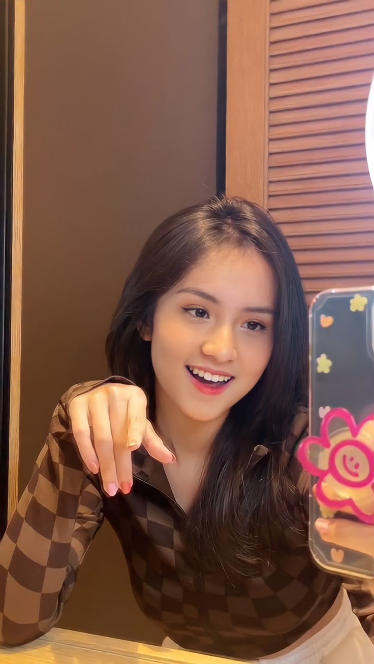 Cantik Bahan